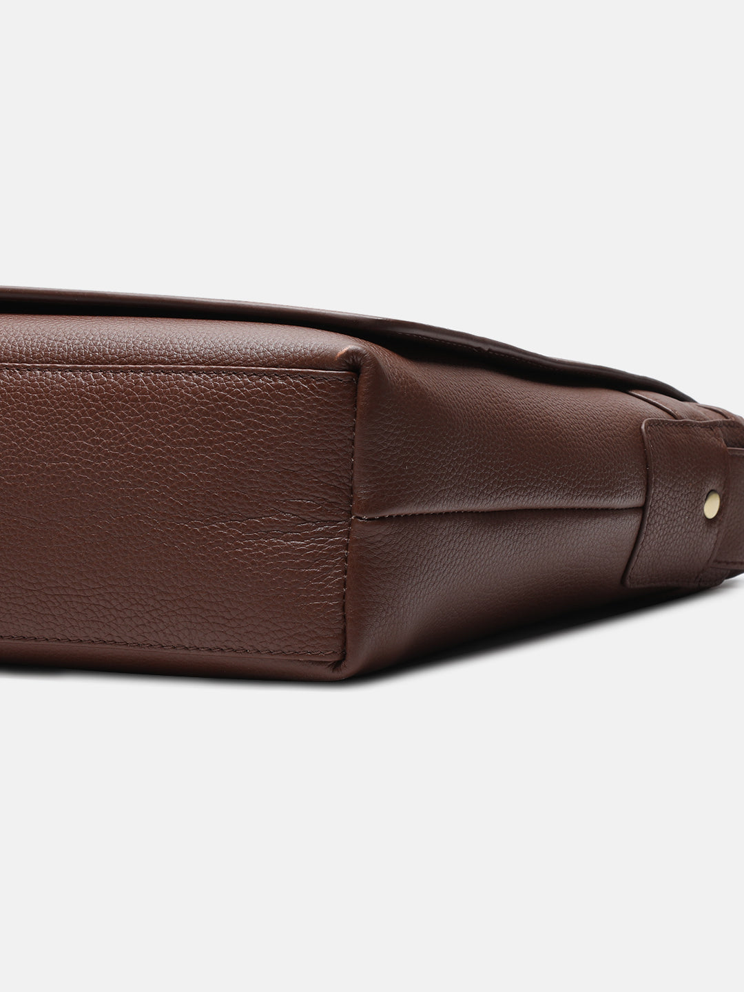 BAGATT Novara Brown Leather Messenger Bag