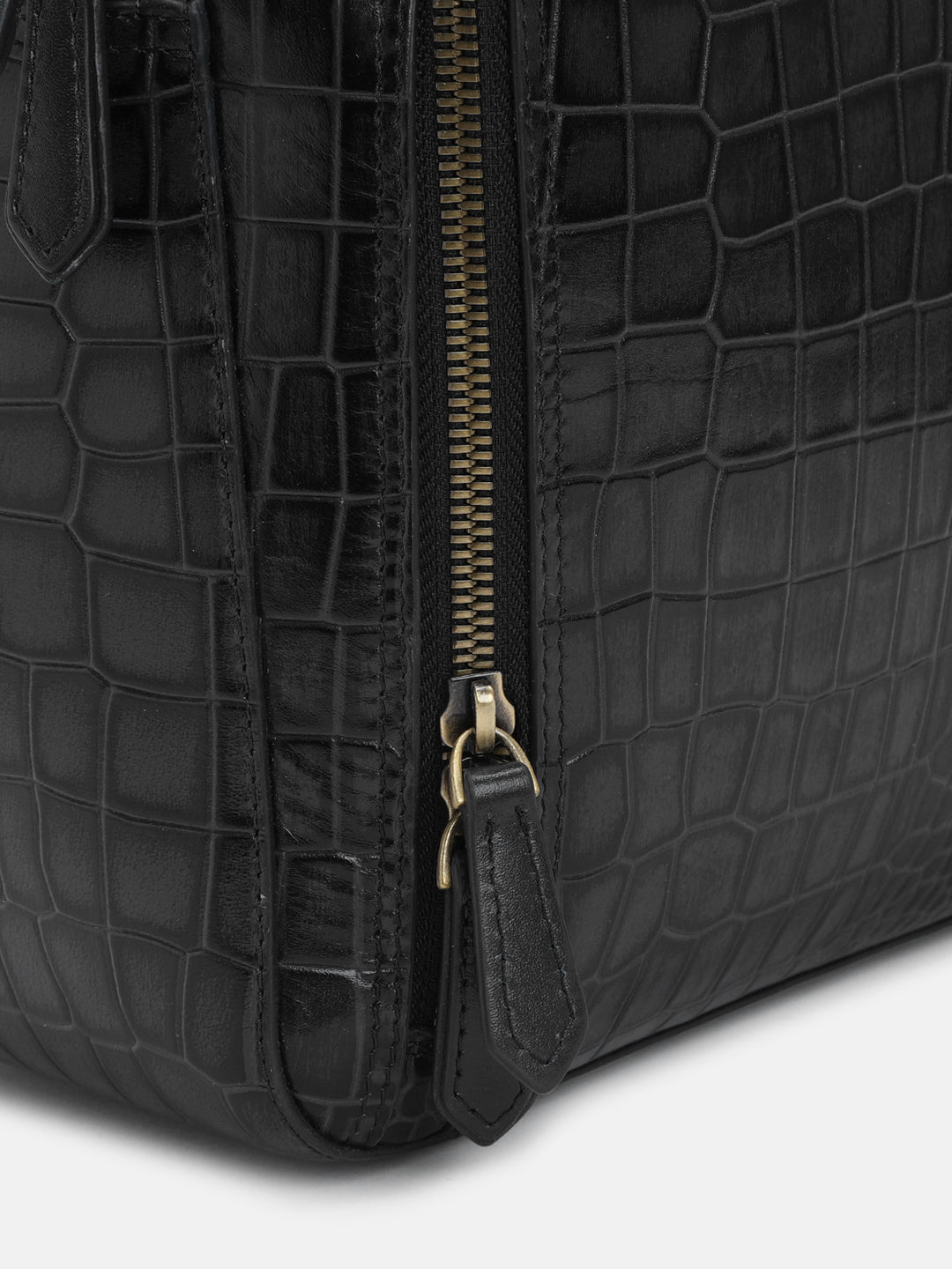 BAGATT Solofra Black Leather Bagpack