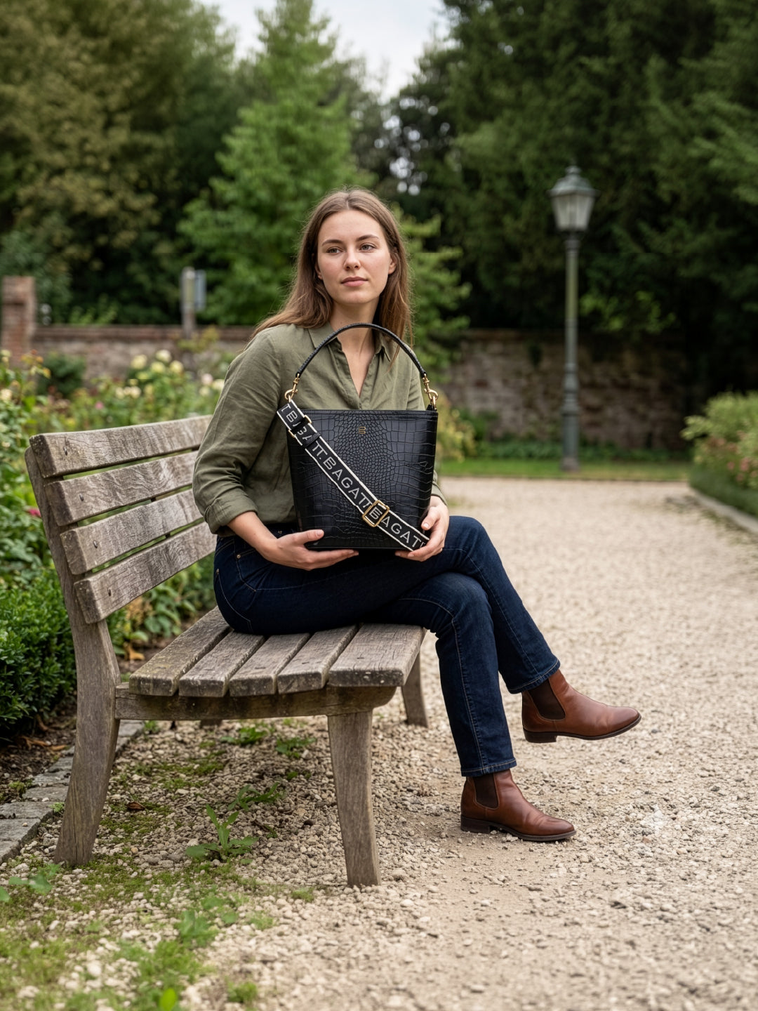 BAGATT Black Croco Leather Basket Hobo Bag