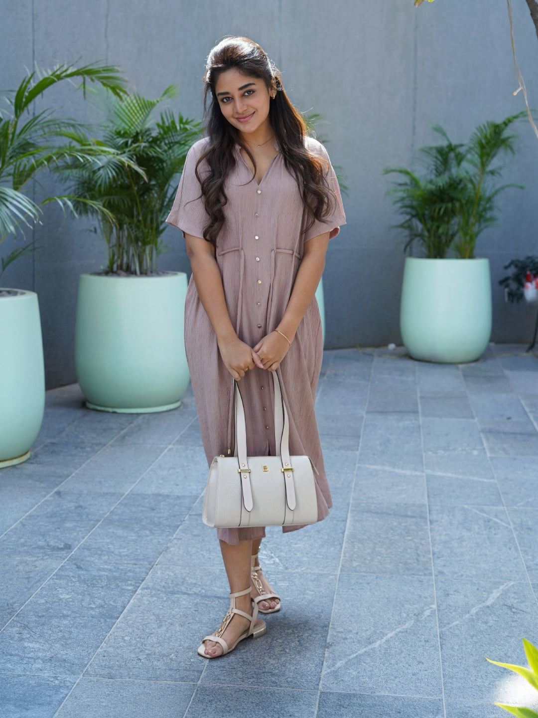 TT.BAGATT Beige Wax Leather Shoulder Handbags
