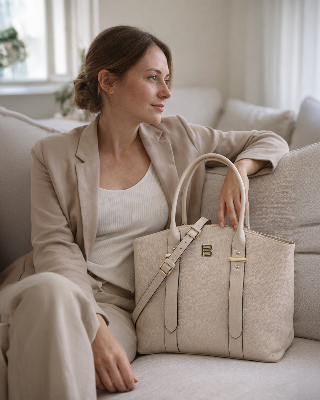 TT.BAGATT Beige Wax Leather Tote Handbags