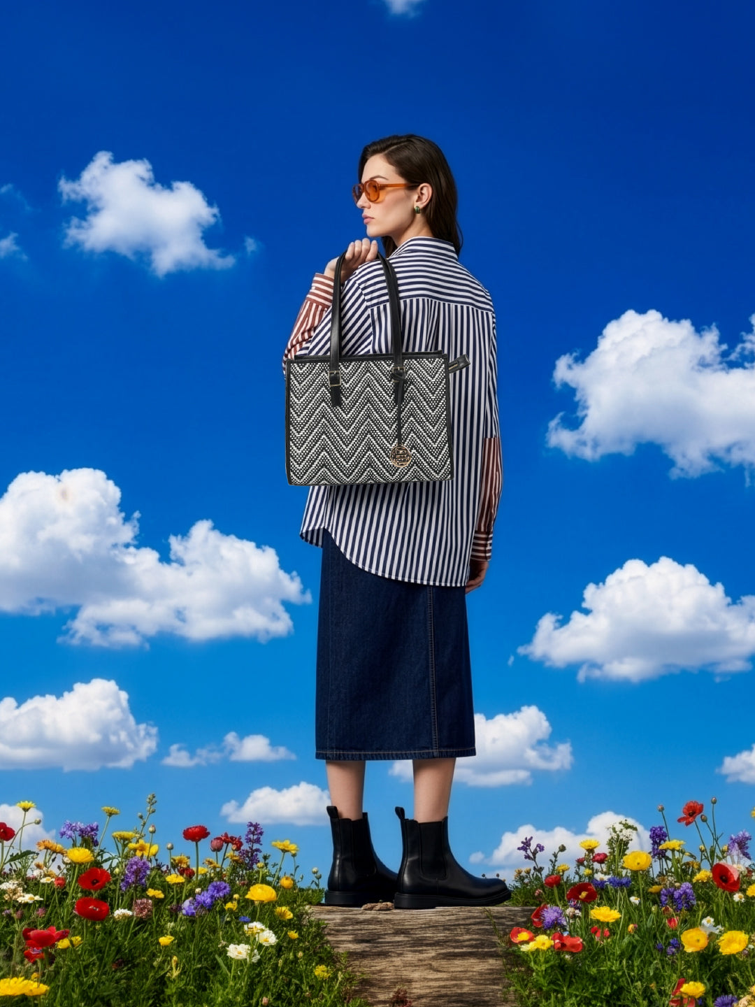 BAGATT Black & White Tote Bag