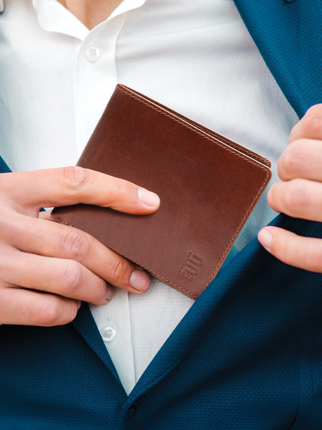 BAGATT Light Brown & Blue Bi-Fold Wallet