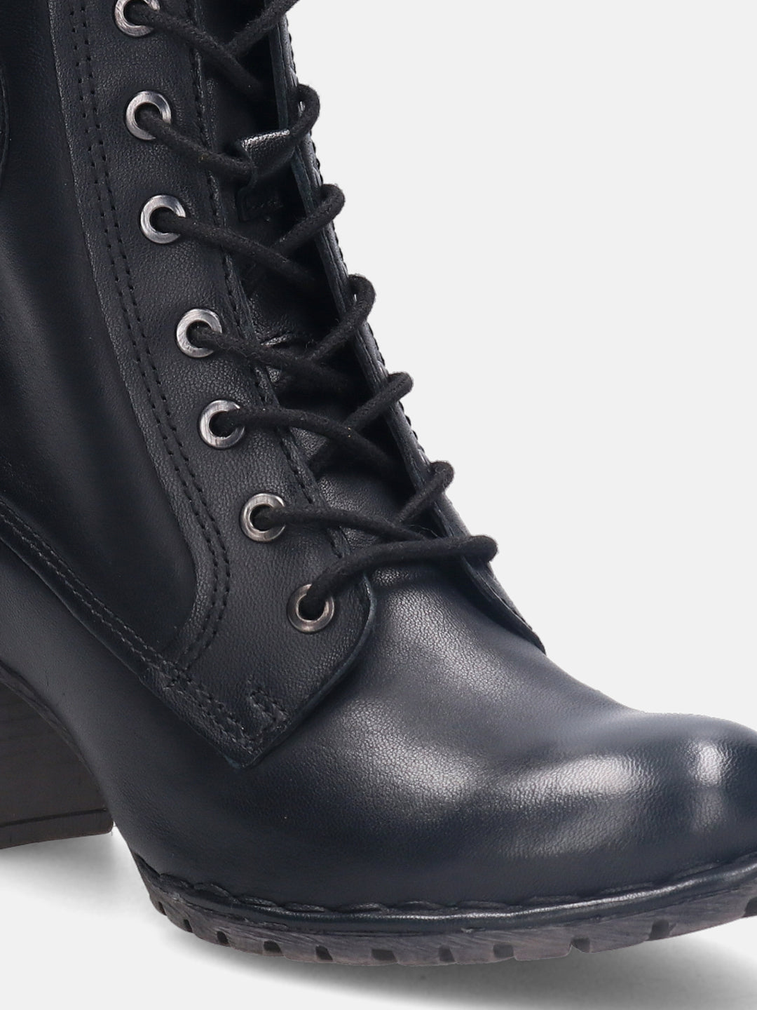 Cathy Evo Black Ankle Boots - BAGATT