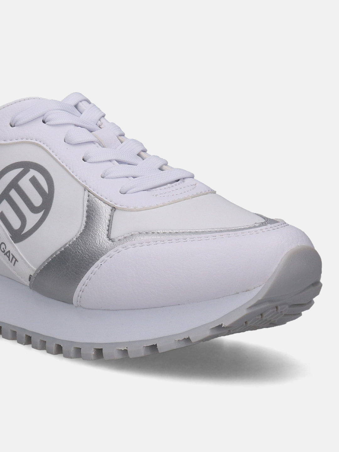 Siena White & Silver Sneakers - BAGATT
