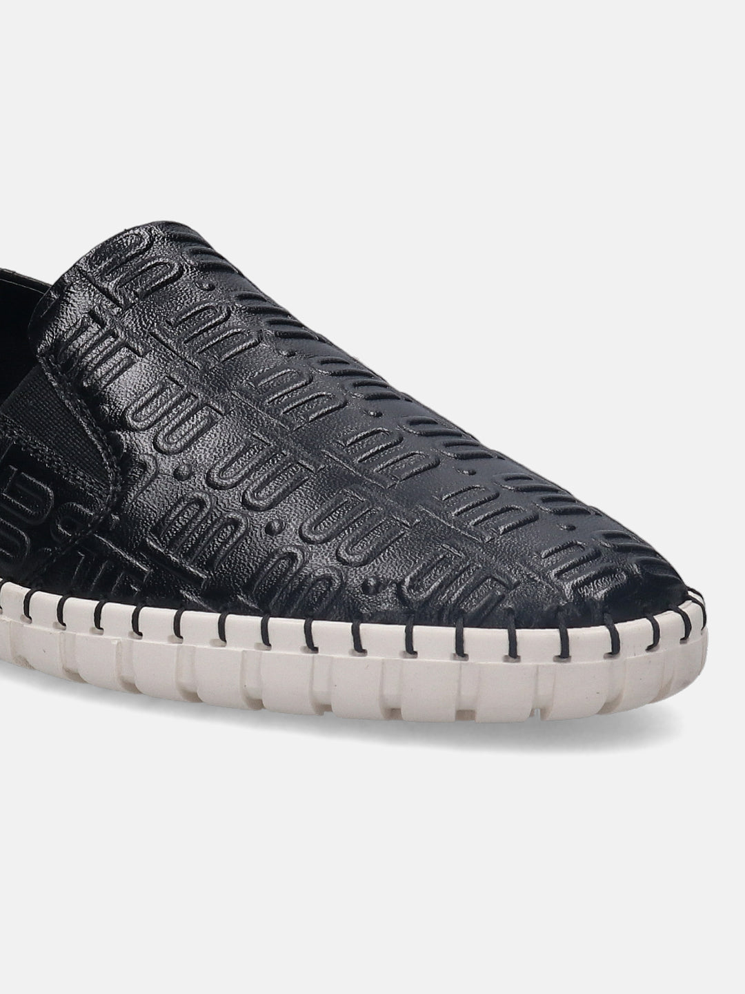 Bali Black Animal Print Casual Loafers - BAGATT