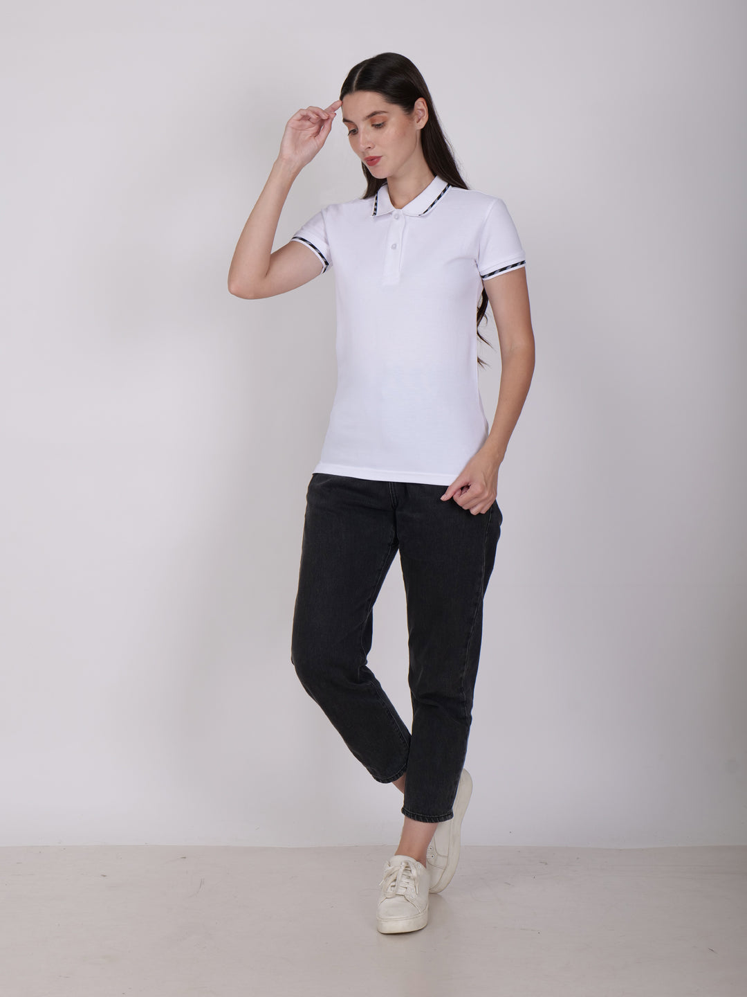 BAGATT Women's White Mercerized  Cotton Polo T-Shirt