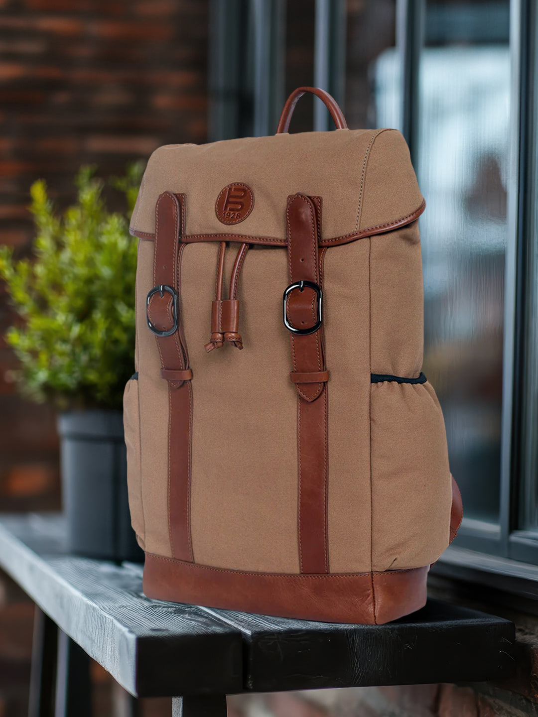 BAGATT Natural Brown Canvas Bagpack