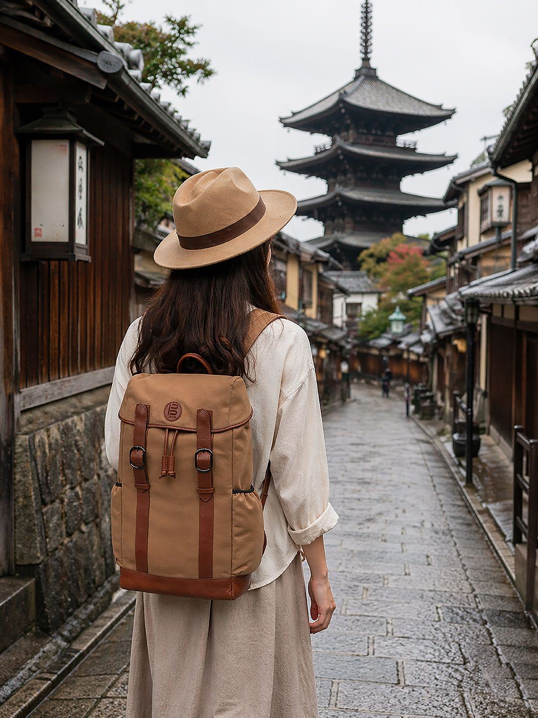 BAGATT Natural Brown Canvas Bagpack