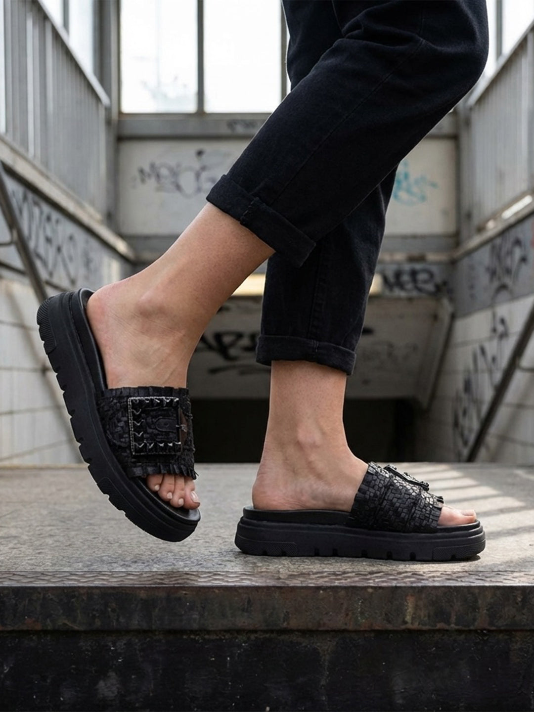 BAGATT Dalia Evo Black Flatform sandals