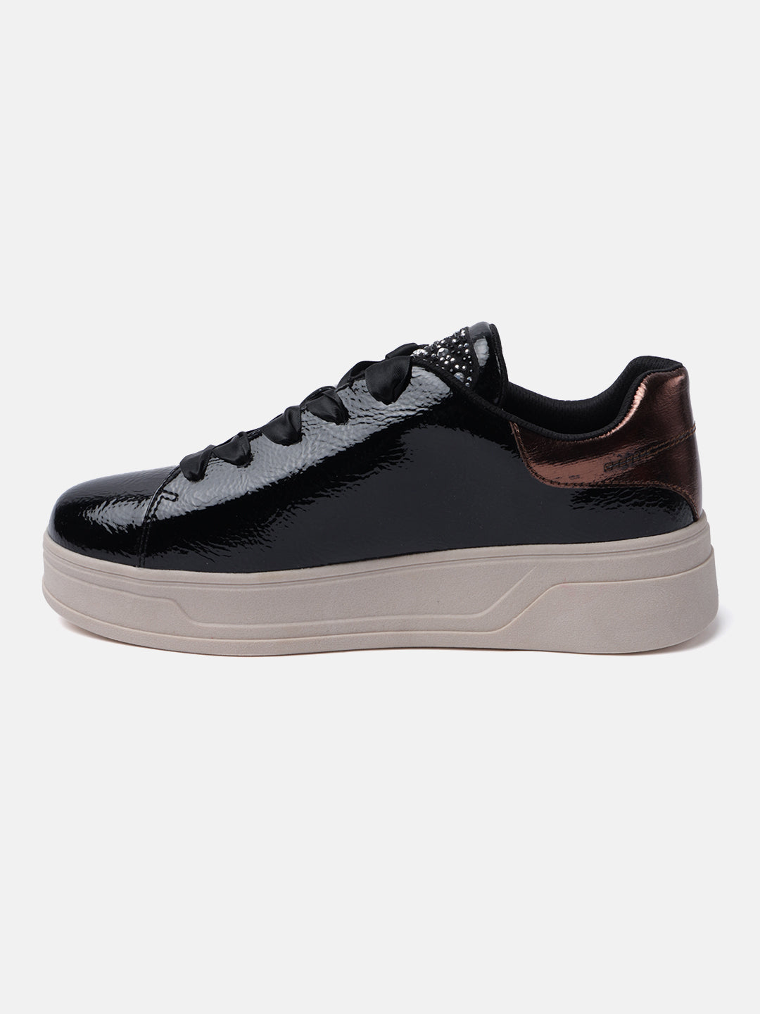 Piper Evo Black & Beige Sneakers