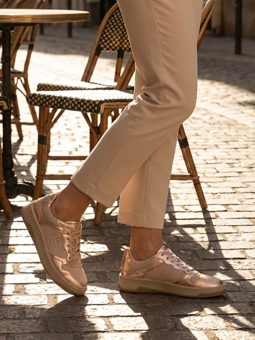 BAGATT Sting Gold Premium Leather Mid Top Sneakers