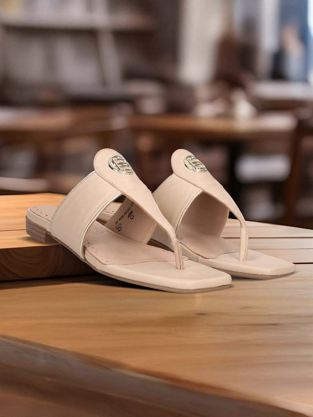 BAGATT  Mala Beige  Premium Leather Thongs Flat sandals
