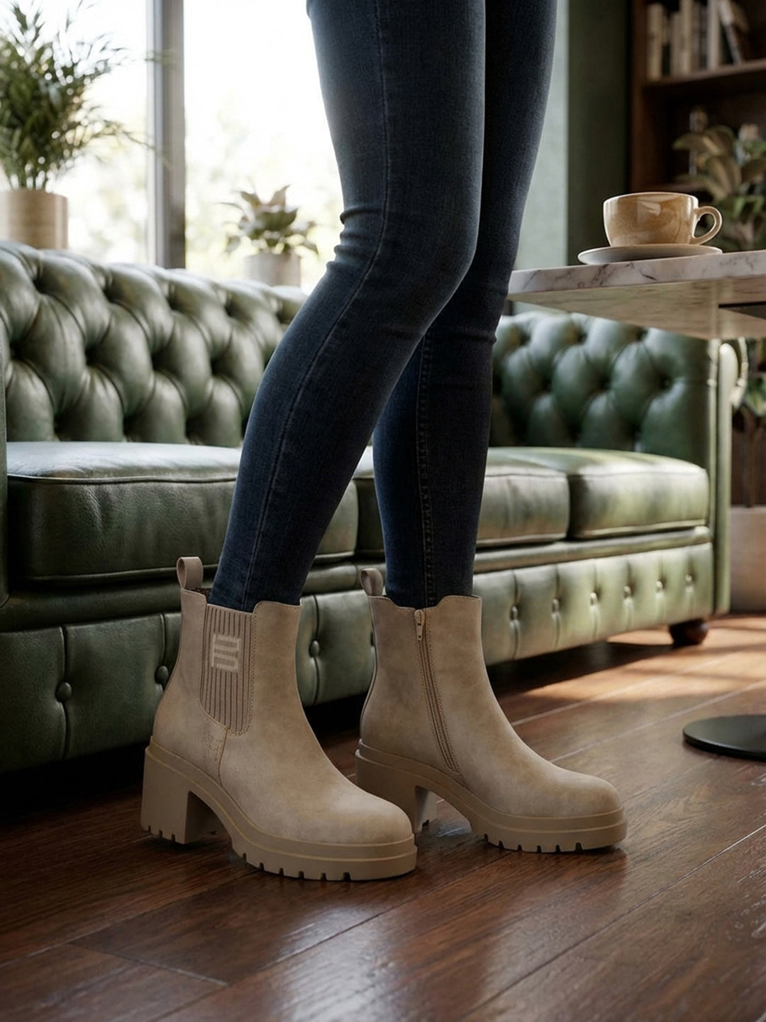 TT.BAGATT Jessie Beige Chelsea Boots