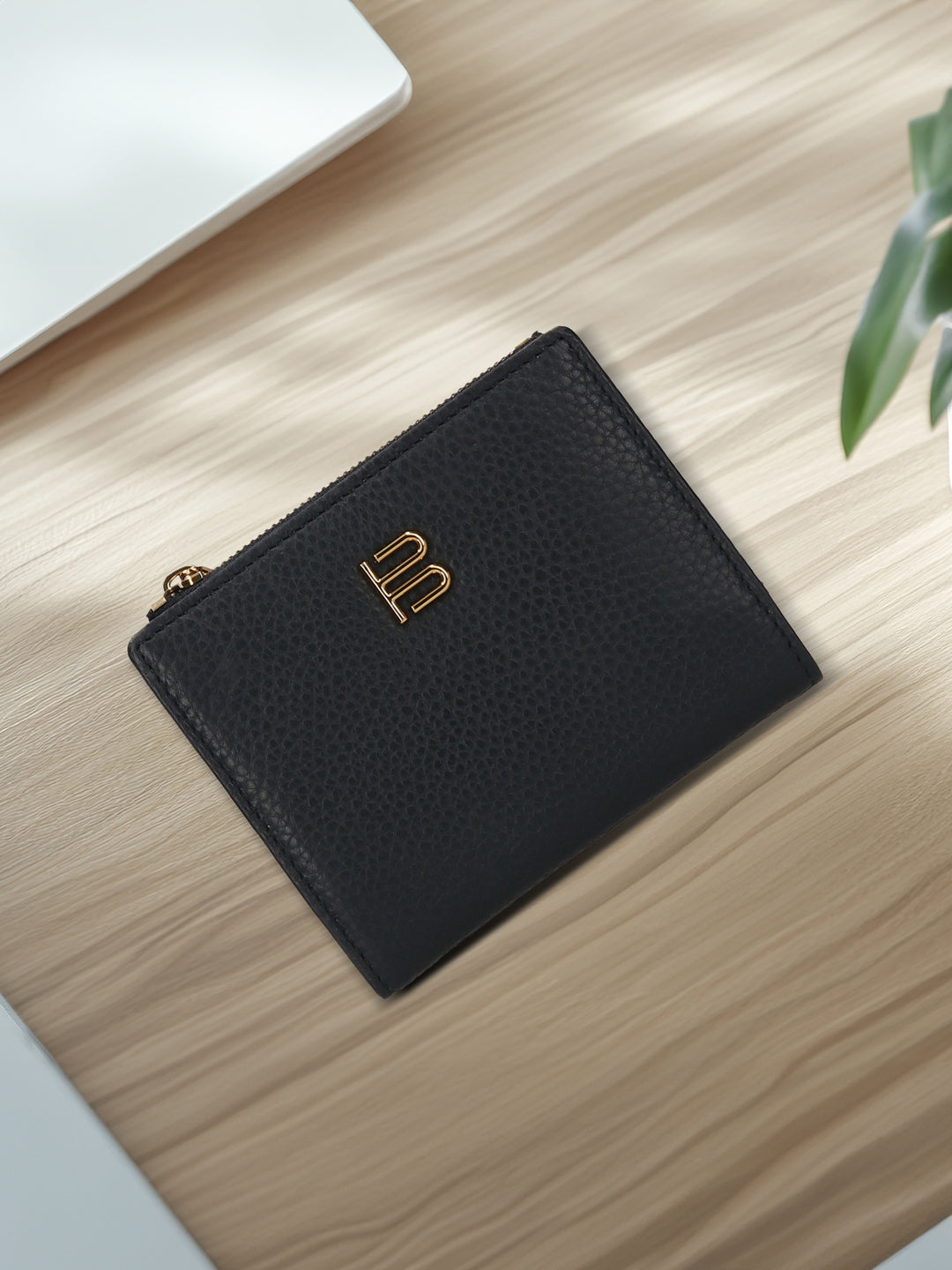 BAGATT Black Wax Leather Compact Wallet