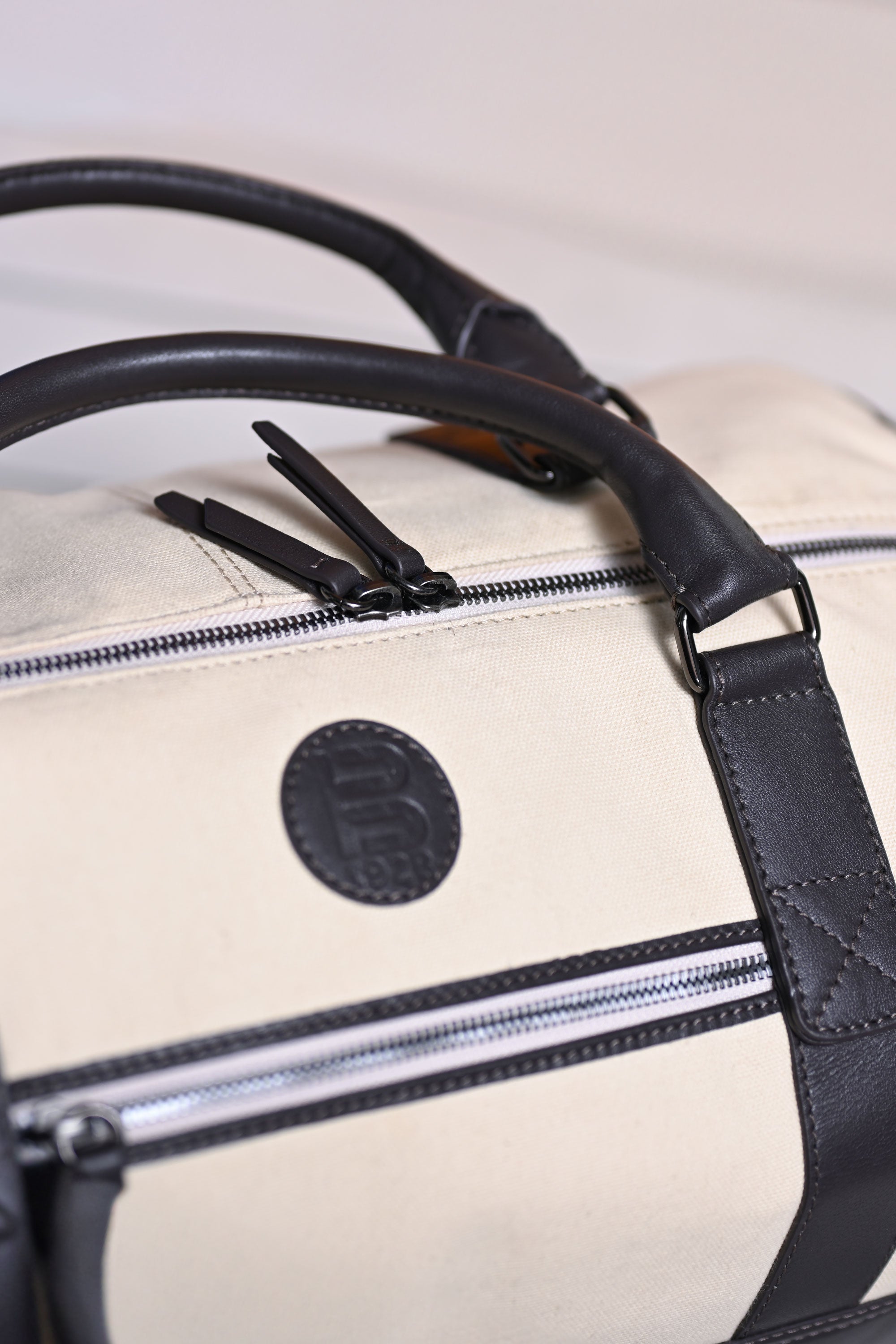 BAGATT Sand Canvas Duffle Bag