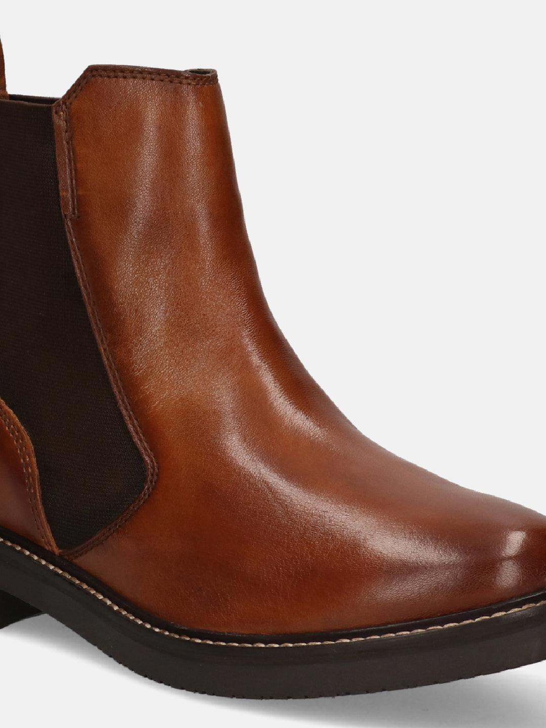 Zina Cognac Chelsea Boots - BAGATT